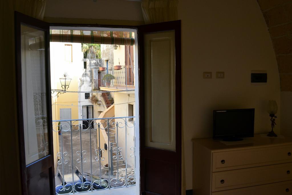 B&B A Casa Della Nonna Uccia Нардо Номер фото
